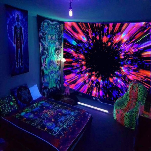 Psychedelic - UV Reactive Tapestry with Wall Hanging Accessories