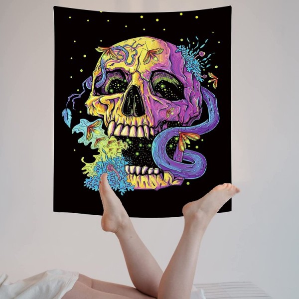 Skull - UV Reactive Tapestry with Wall Hanging Accessories
