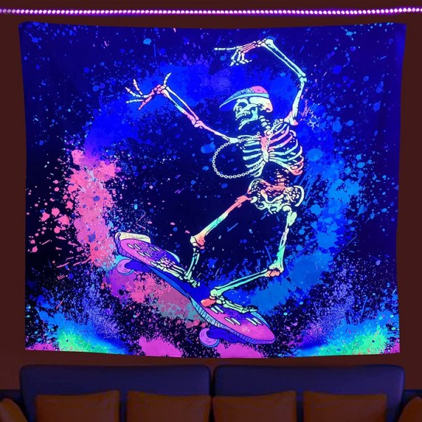 Skull - UV Reactive Tapestry with Wall Hanging Accessories