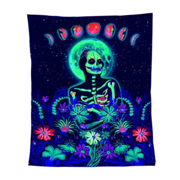 Skull - UV Reactive Tapestry with Wall Hanging Accessories