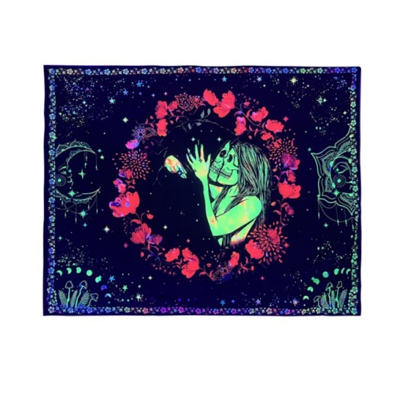 Skull - UV Reactive Tapestry with Wall Hanging Accessories