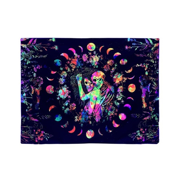 Skull - UV Reactive Tapestry with Wall Hanging Accessories
