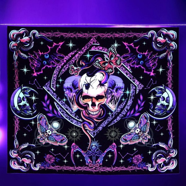 Skull - UV Reactive Tapestry with Wall Hanging Accessories